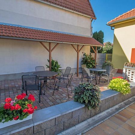 Pension Cizek Mikulov Εξωτερικό φωτογραφία